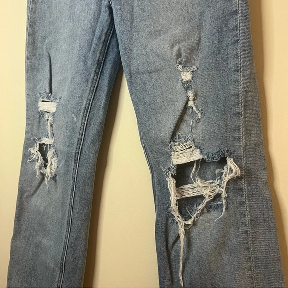 ARITZIA DENIM FORUM Arlo High Rise Straight Leg Distressed Jeans - Picture 8 of 15